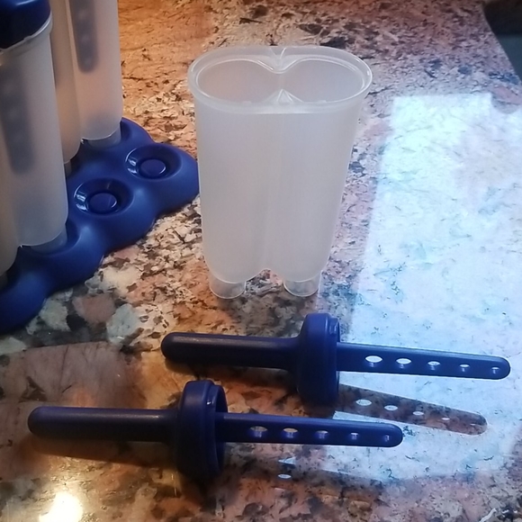 Tevolo Popsicle Maker - Picture 3 of 5
